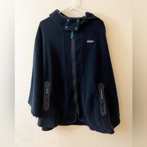 Patagonia Lightweight Synchilla Fleece Poncho - Women's M/L - Navy
